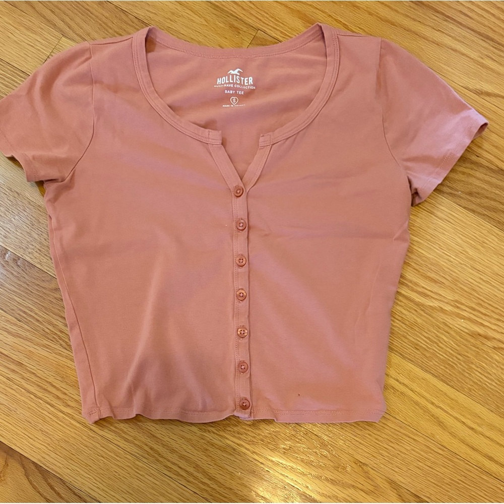 Hollister Rose-Pink Button Front Short Sleeve Crop Top